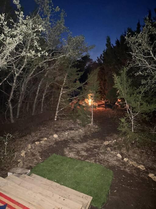 Отель 12 Fires Luxury Glamping With Heating #5 Джонсон-Сити Экстерьер фото